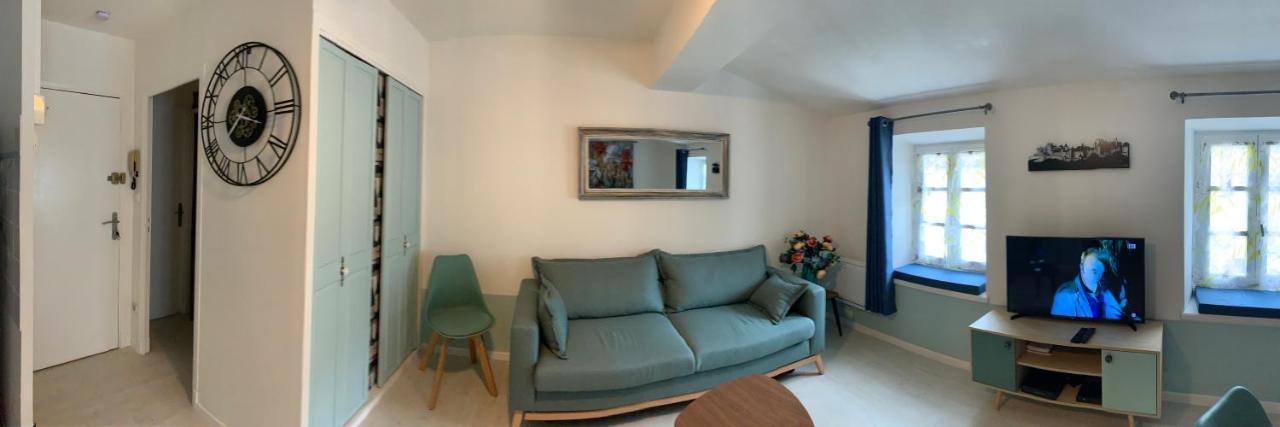 Jolie Vue Cite, Aux Pieds Des Remparts Apartment *